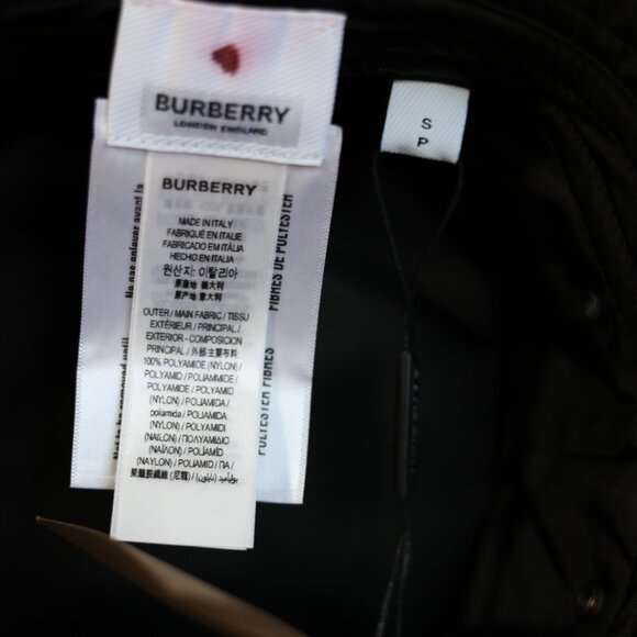 Burberry Bucket Hat - Picture 9 of 9